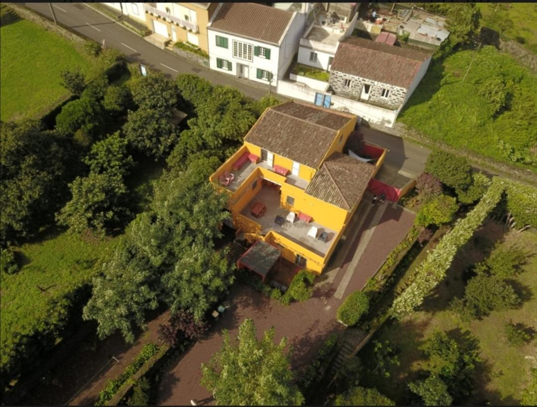 A Casa Amarela Villa Capelas Exterior photo